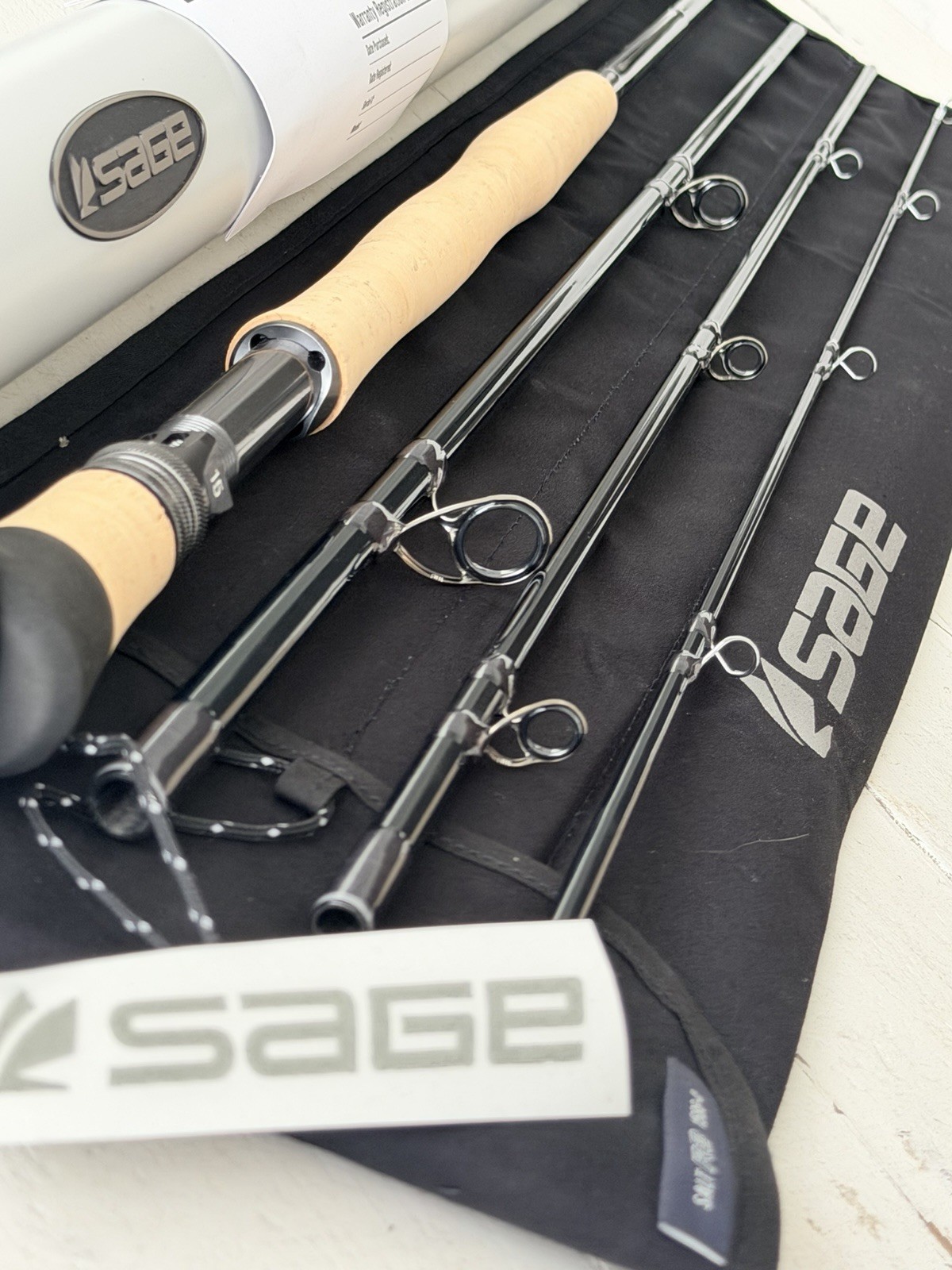 **BEAUTIFUL** 🔥 SAGE R8 SALT 15wt. 8’6”in~4Pc FlyRod!! 🔥~LEGENDARY~🔥