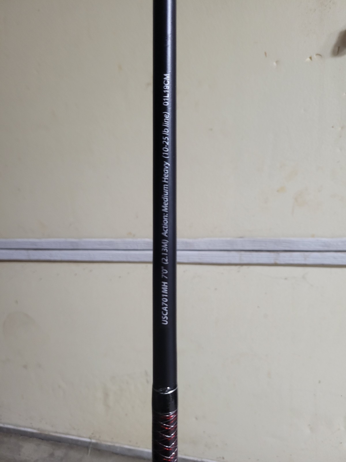 Shakespeare Ugly Stik GX2 Casting Rod 7′ Medium Action. Model USCA701MH 1pc