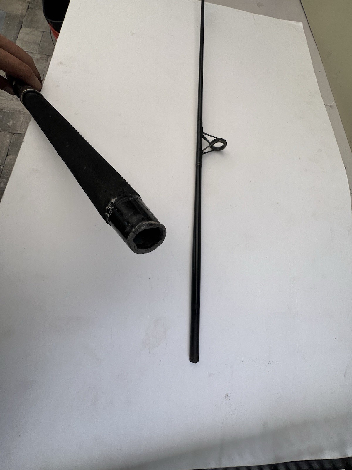 South Bend Black Beauty 2 Piece 10-20lb Spinning Rod Fishing pole 3556 Vintage 7