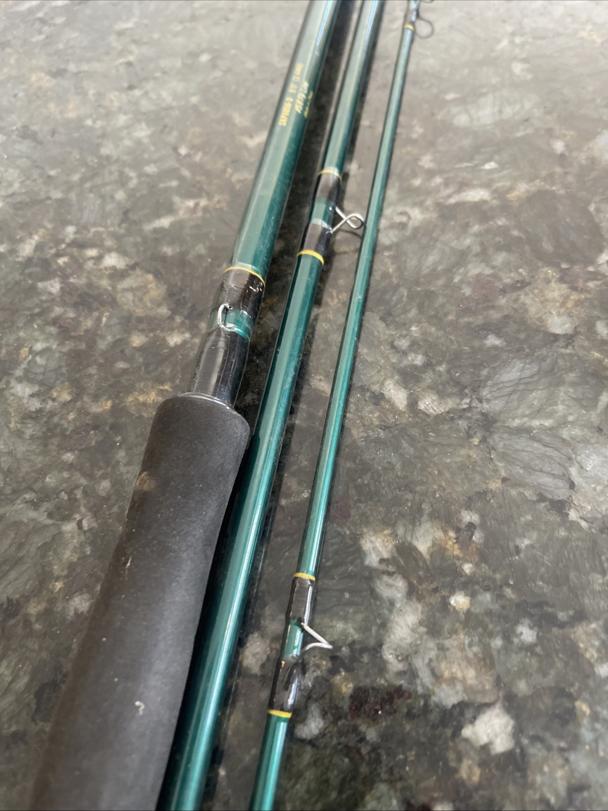 Shakespeare SKP8056-3 Fly Fishing Rod 3-Piece 8′ #5/6 Fly Line