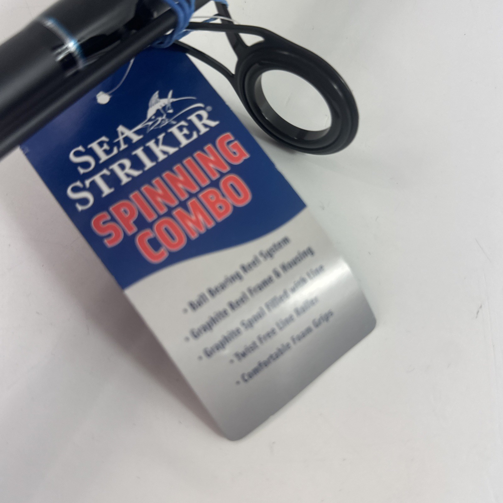 Sea Striker Fishing Pole and Reel SS8B LINE WEIGHT 10-25 JE21 ST5080 NEW