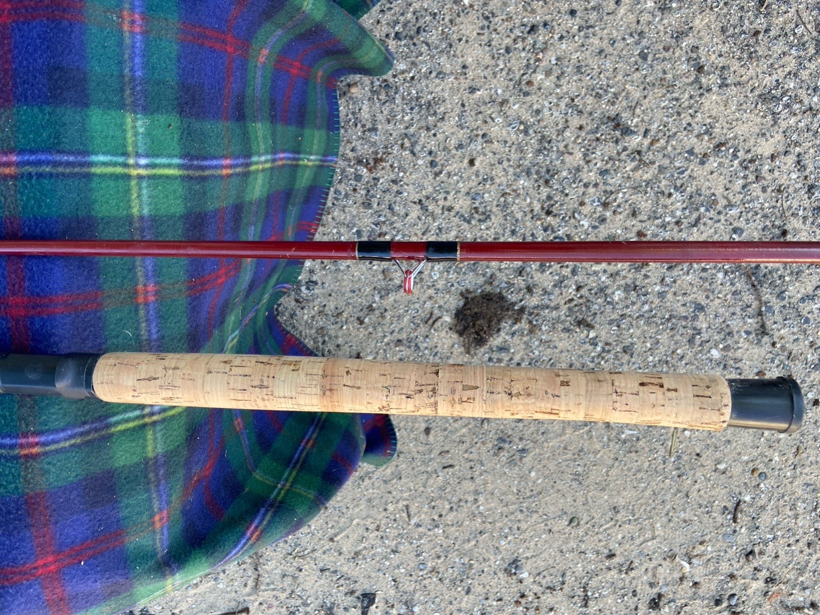 VINTAGE DAIWA 1376B 8’6″ MED. HEAVY TROLLING/CASTING 2 PIECE ROD MADE IN USA