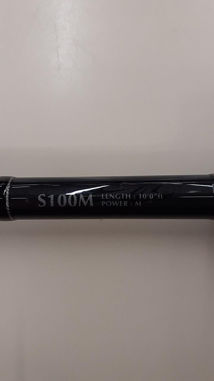 GAMAKATSU Luxxe Coyote S100M Shore Jigging Rod 2pcs 190g Used, Crack, Rust