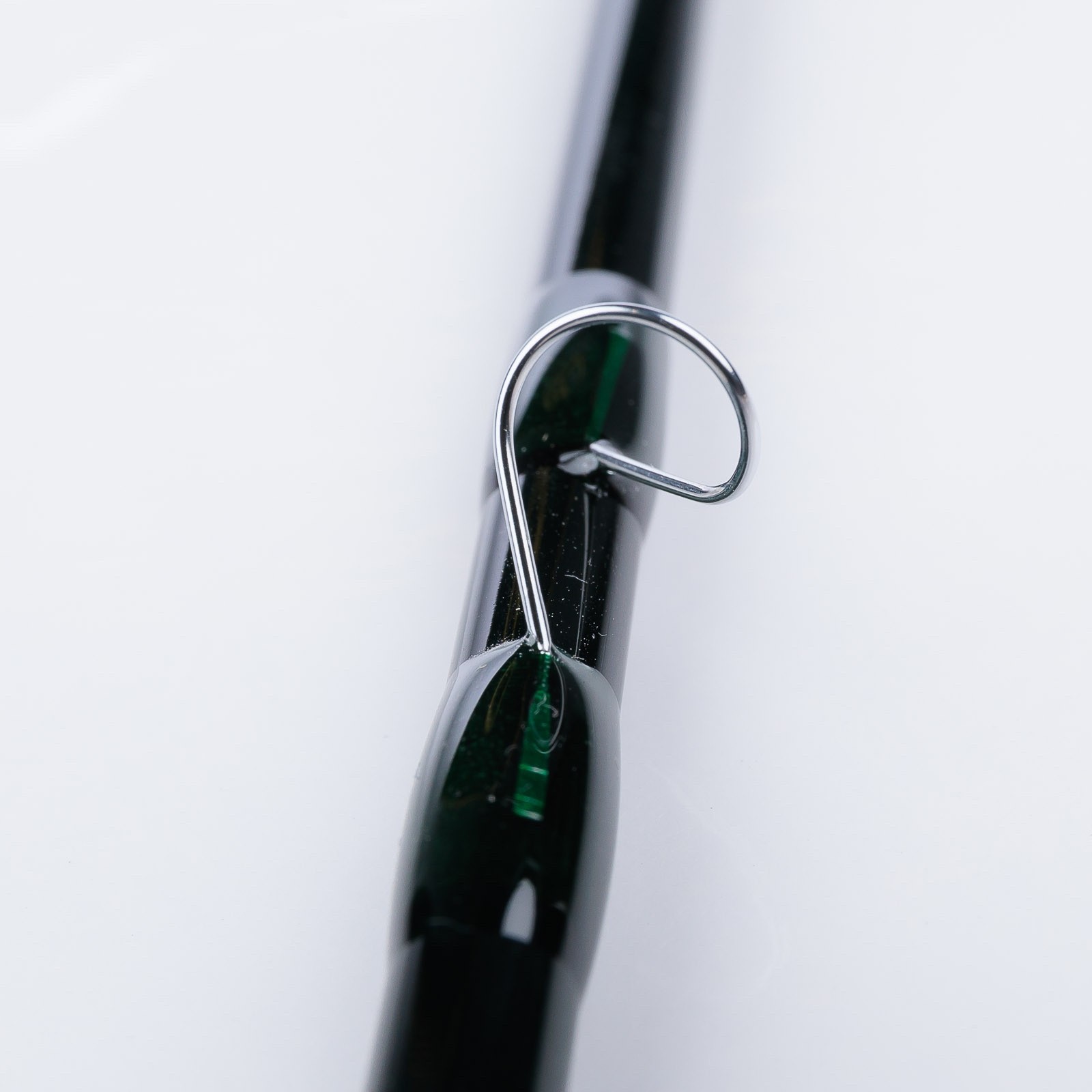 R L Winston Air 2 9-foot 6-weight 5-piece Fly Rod – Free Fly Line – FREE SHIP