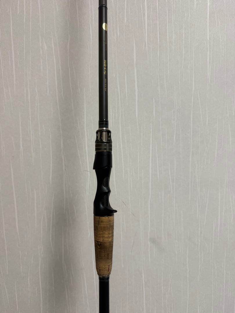 Megabass Destroyer F5.1/2-72X Jigging Rod Used 7 Months Wholesale