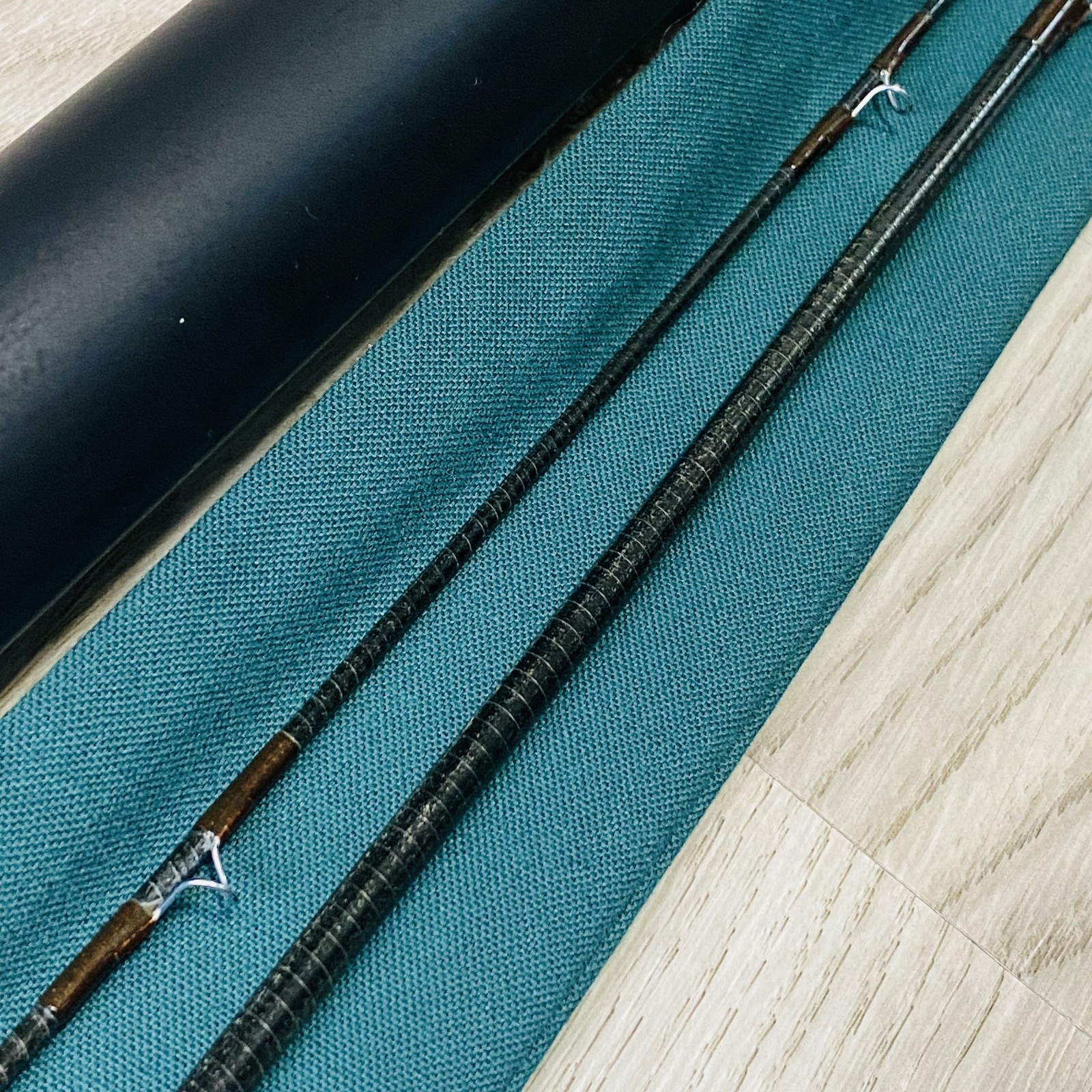 Orvis Superfine Seven Eleven 7’11” 4wt Fly rod w/Tube Socks