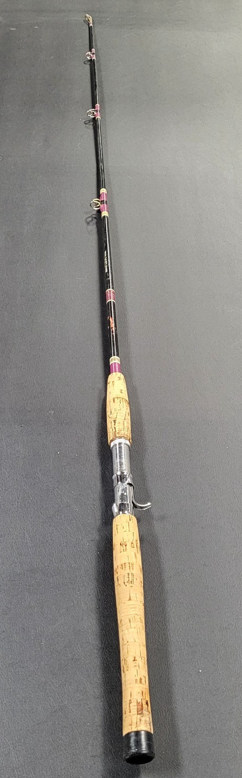 ST. CROIX 5’6″ Genuine “Double Power” 1PC Fiberglass Musky Rod 5500, 4 Guides