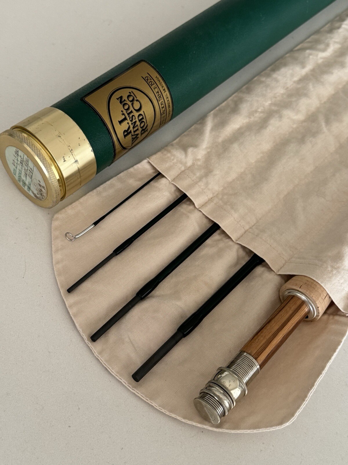 **BEAUTIFUL** 🔥 ~RARE~ RL WINSTON LT 3wt. 8’9”in ~5 Piece~ TRAVEL FlyRod!! 🔥