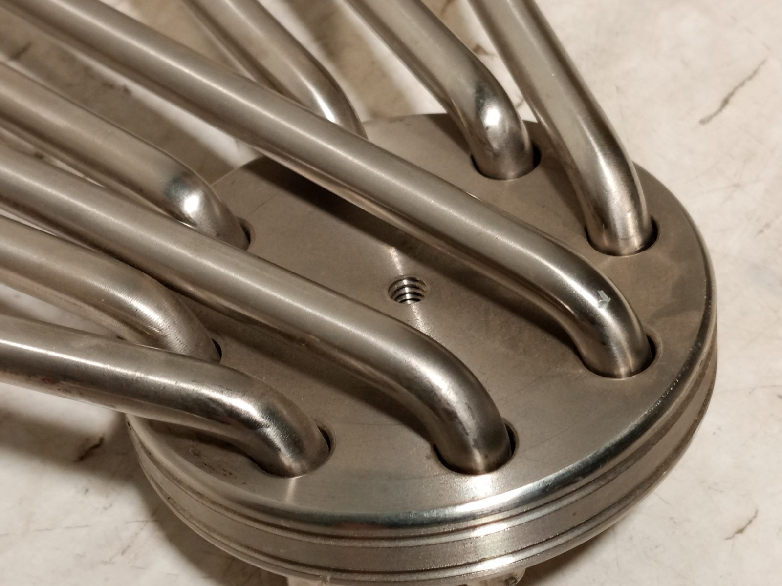 Unbranded stainless steel head with 8-rod arms, 12in rods, as shown