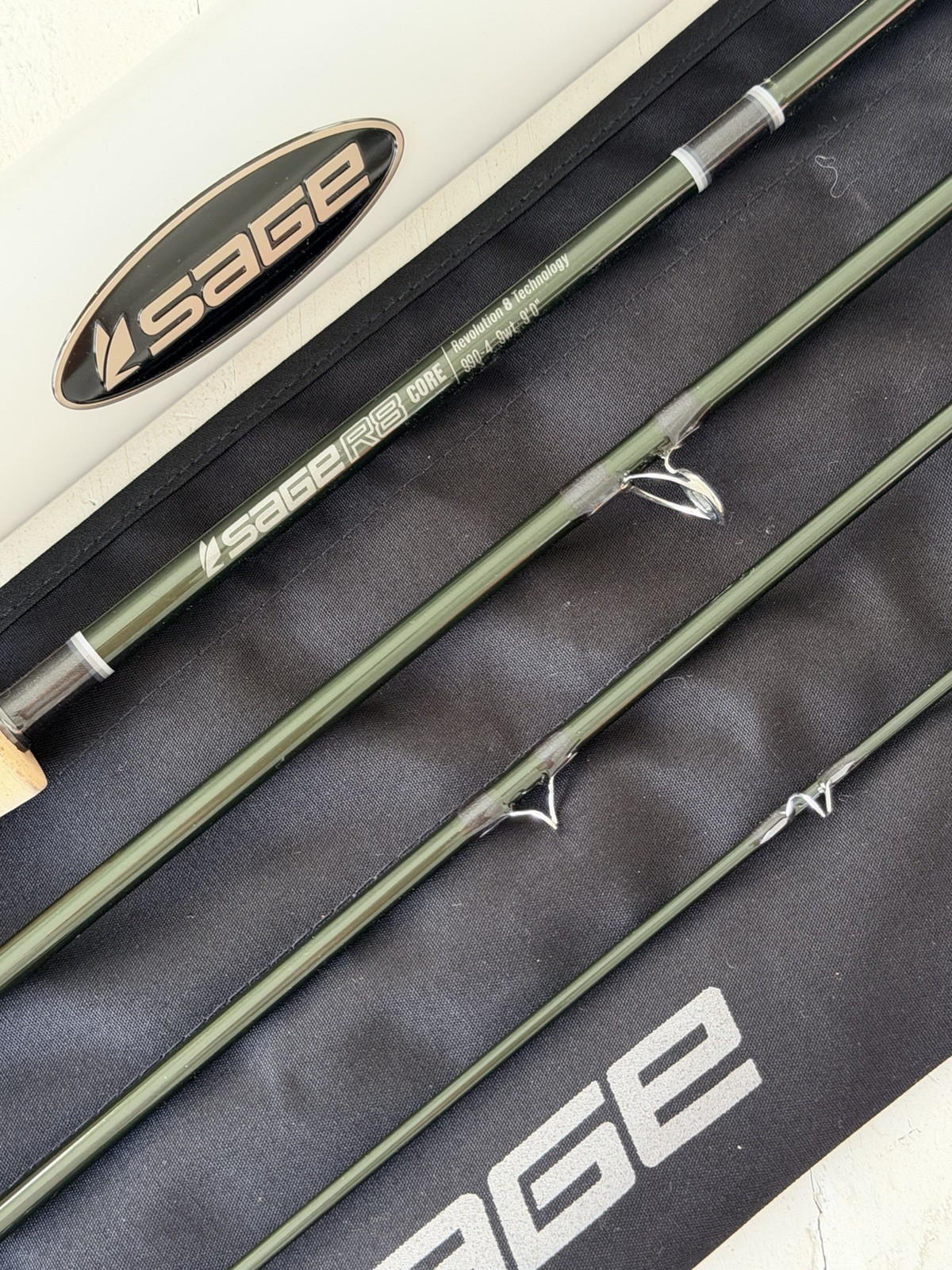**BEAUTIFUL** 🔥 SAGE R8 Core 9wt. 9’ft~4Pc FlyRod!! 🔥~LEGENDARY~🔥