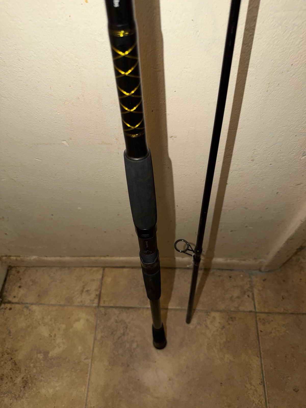 DAIWA BG SYSTEM SURF ROD 9′ 2 PC BG902MH-1530 15-30 LB MONO 50 LB BRAID
