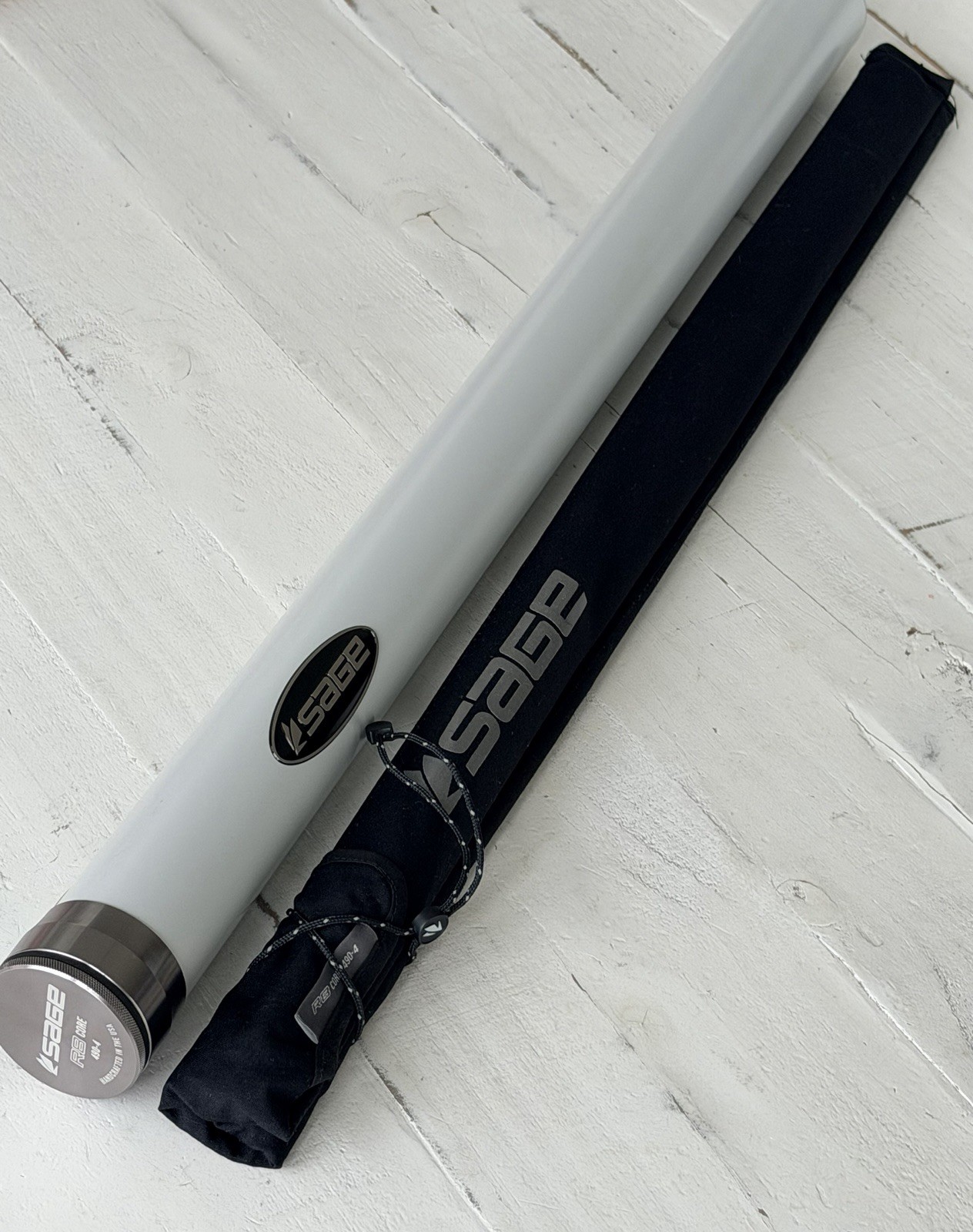 **BEAUTIFUL** 🔥 SAGE R8 Core 4wt. 9’ft FlyRod!!🔥~LEGENDARY~🔥