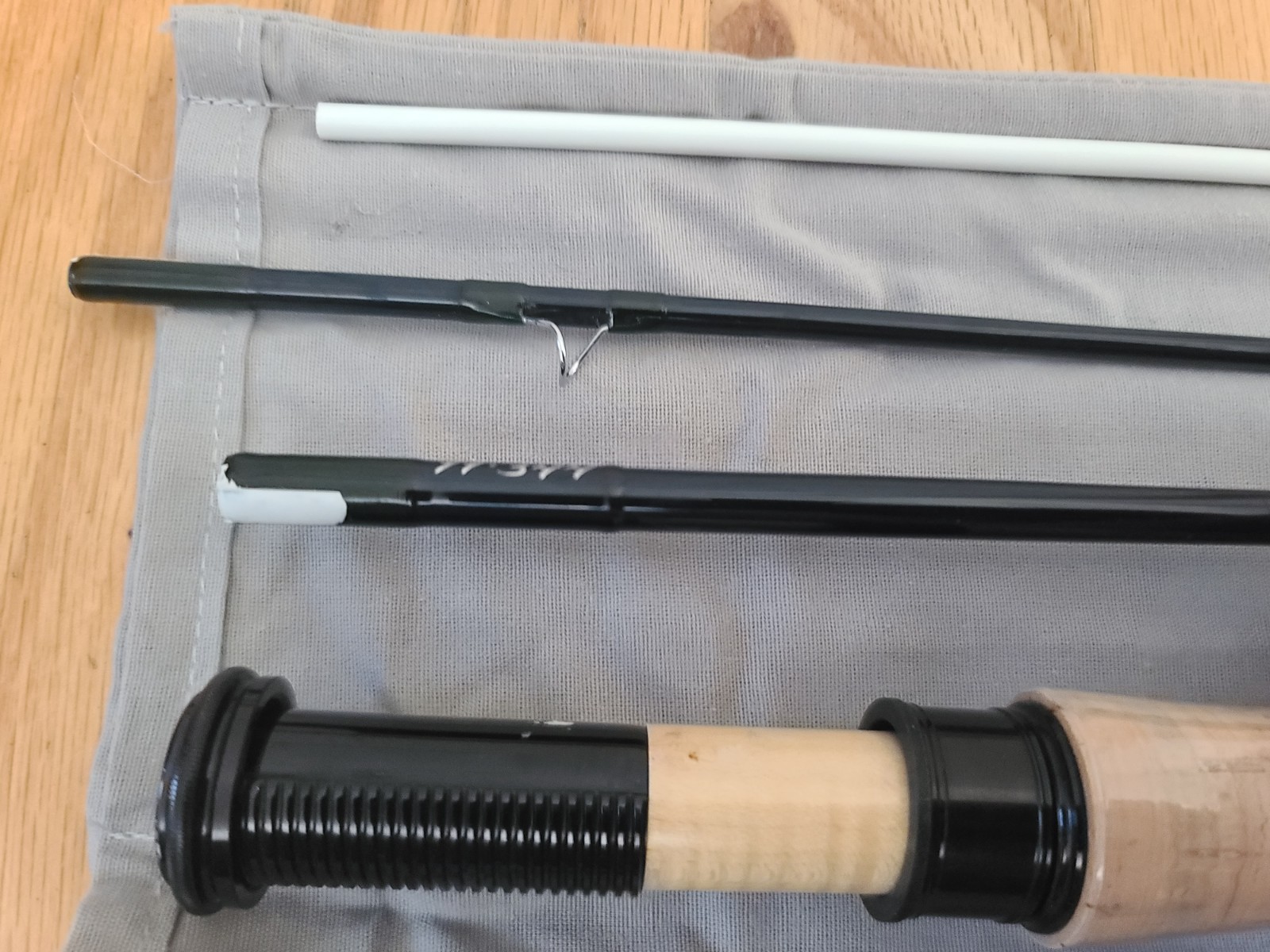 Thomas & Thomas 9’ LPS 905-3 Graphite #5 Line Fly Rod W/Case