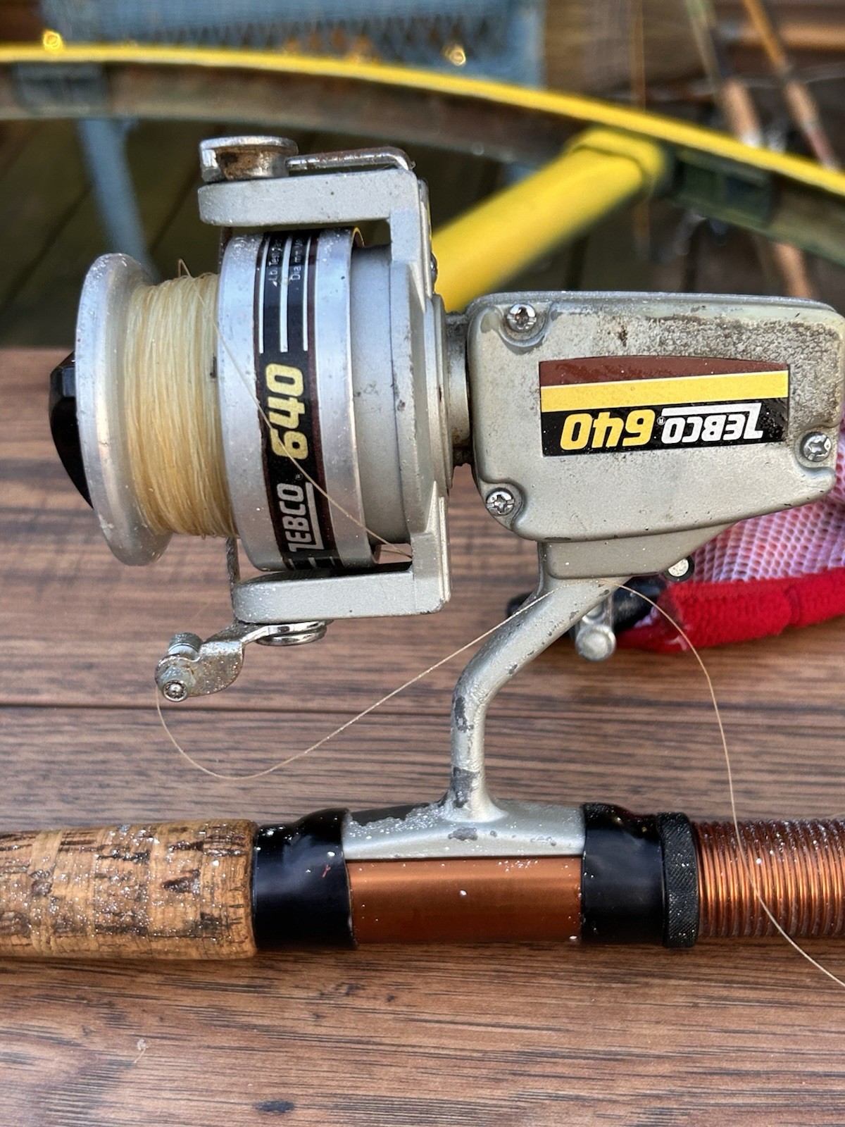 Vtg Daiwa Series 1112 GC 7′ 2pc 6-10lb Spinning Rod Made In USA With 640 Zebco