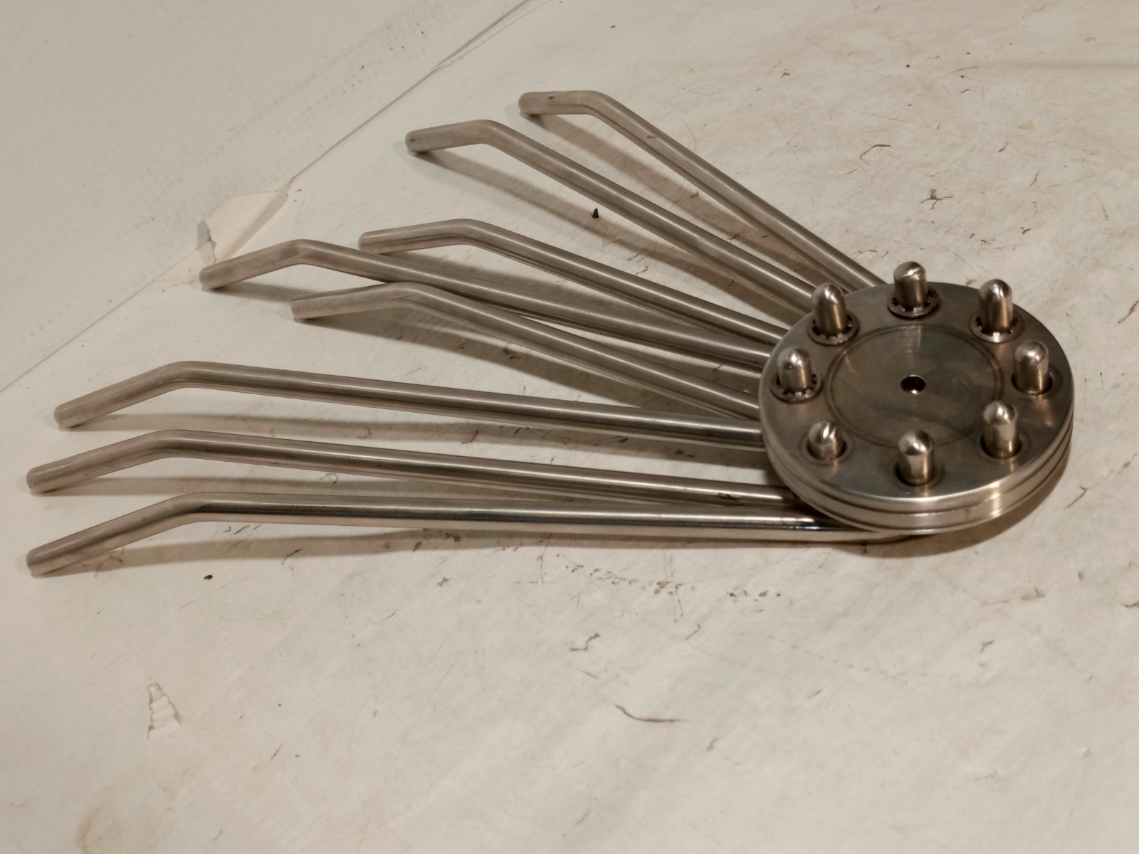Unbranded stainless steel head with 8-rod arms, 12in rods, as shown