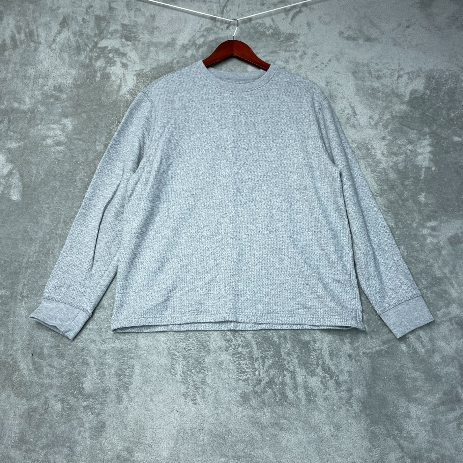 Orvis Men’s L Gray Long Sleeve Crewneck Sweatshirt K1089