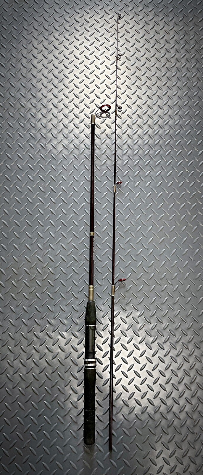 Berkley Dark Cherrywood 6′ 6″ Spinning Rod – CDC30-6’6” – 25 GCR