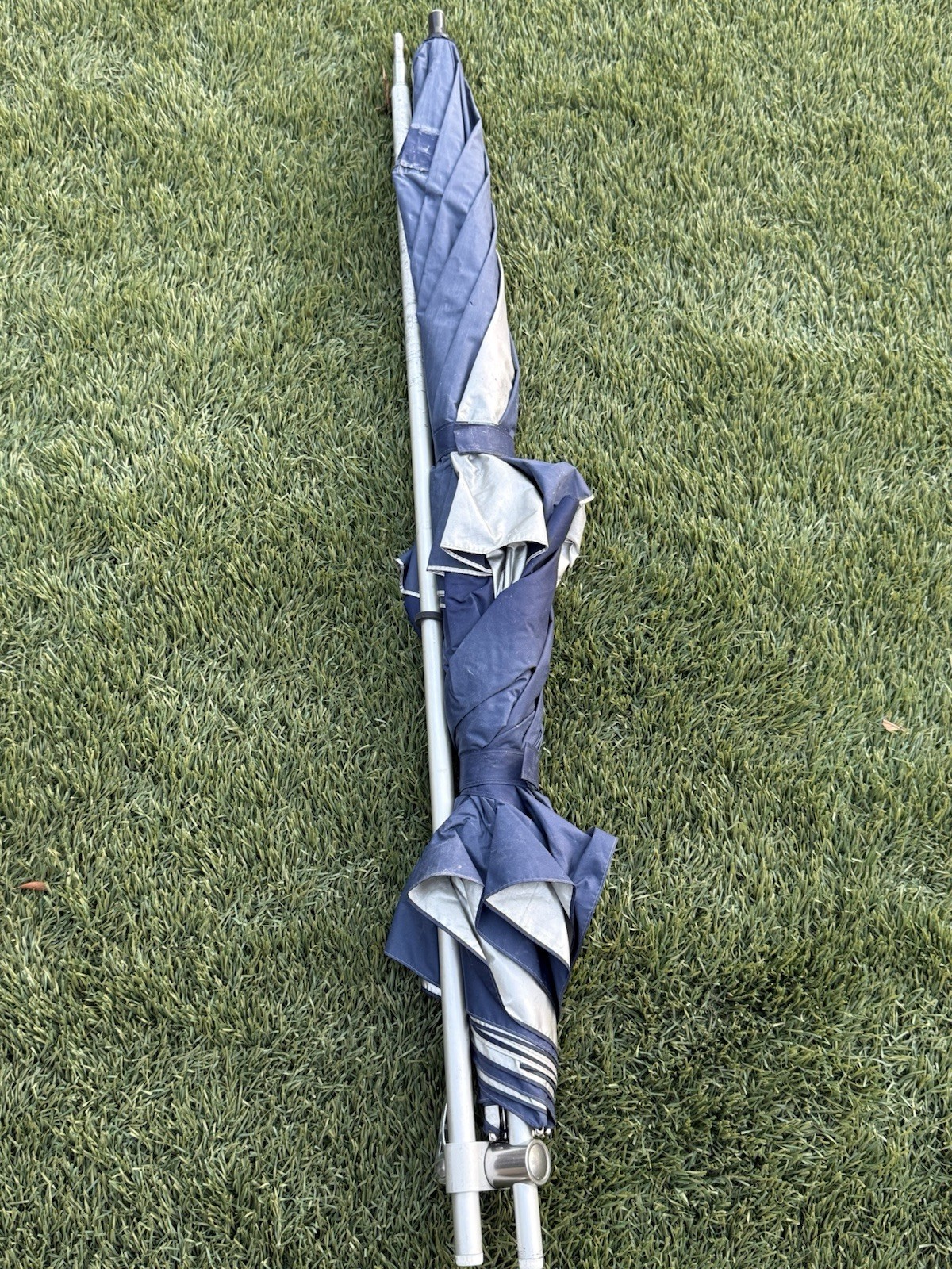 Used Shimano Herabuna Set – Rod Case, Bag, & Umbrella