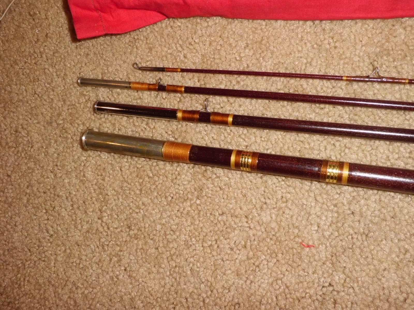 Vintage Fiberglass 4 pc Fly 8′ Rod – 7/8 fly wt