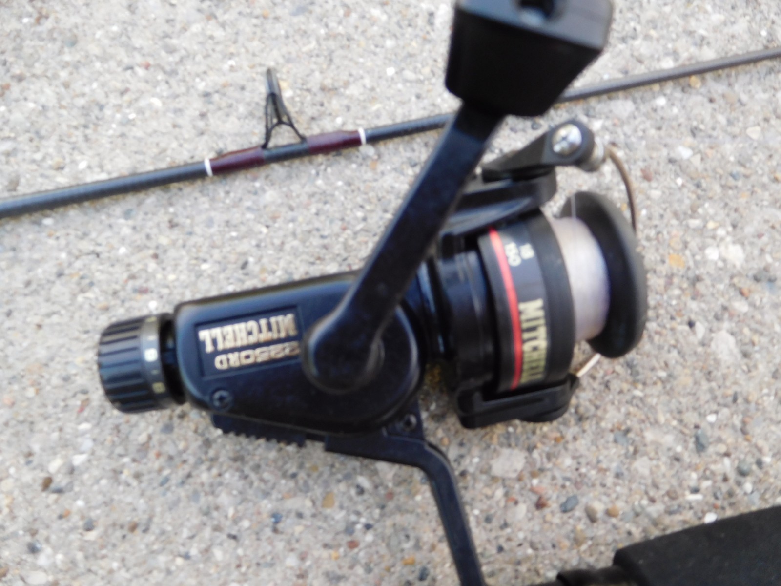 Kunnan # C G-8129 Spinning Rod 6 1/2′ 2 PIECE WITH MITCHELL SPINNING REEL #2250