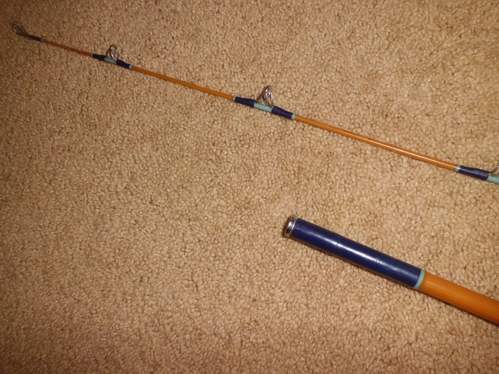 Vintage SABRE #1222 Golden 2 pc Spinning 8’6″ Rod made in USA- 10-30 lb test