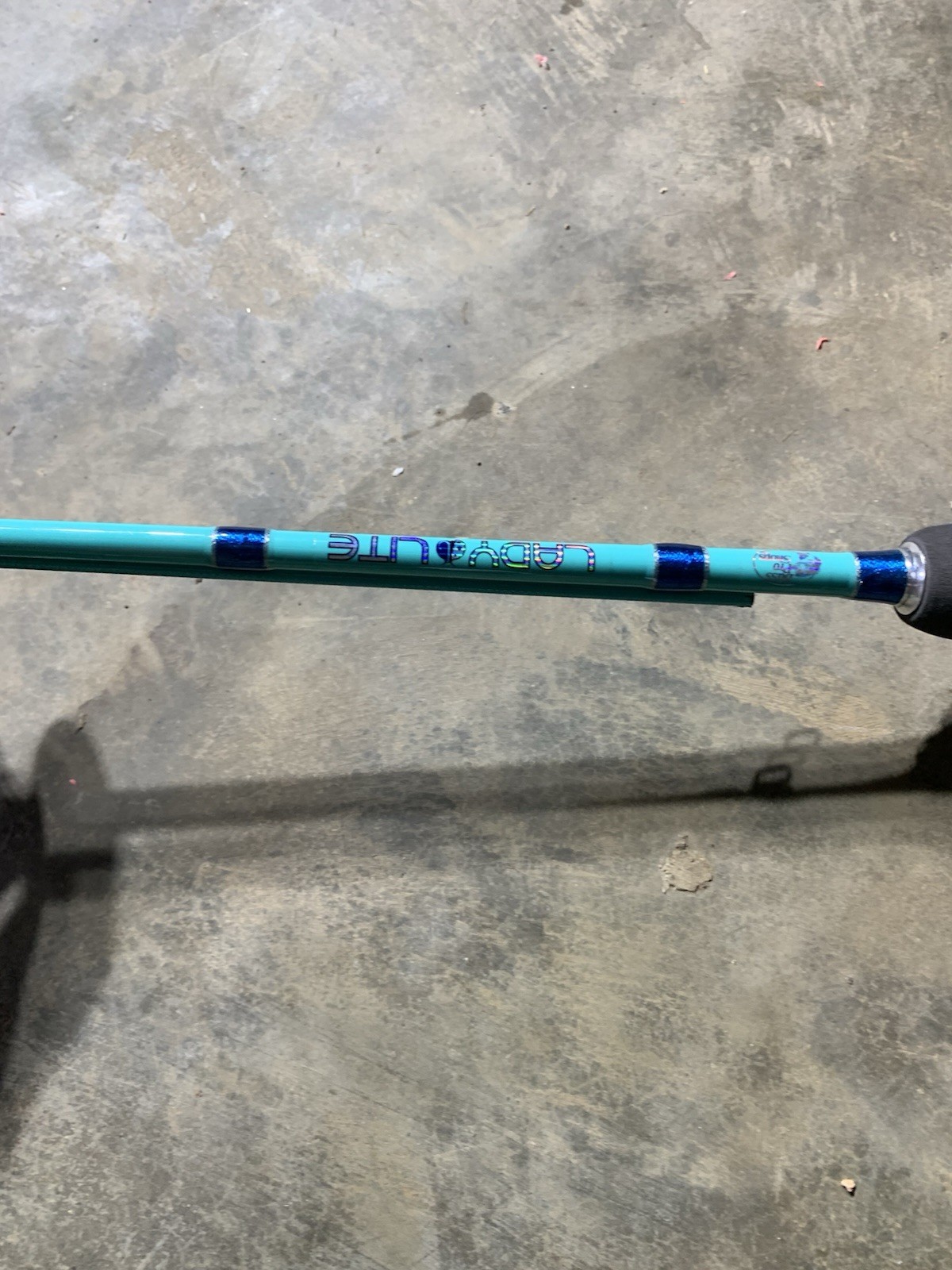 LOT OF 11 BASS PRO SHOP, Lews, Zebco FISHING RODS (BROKEN)