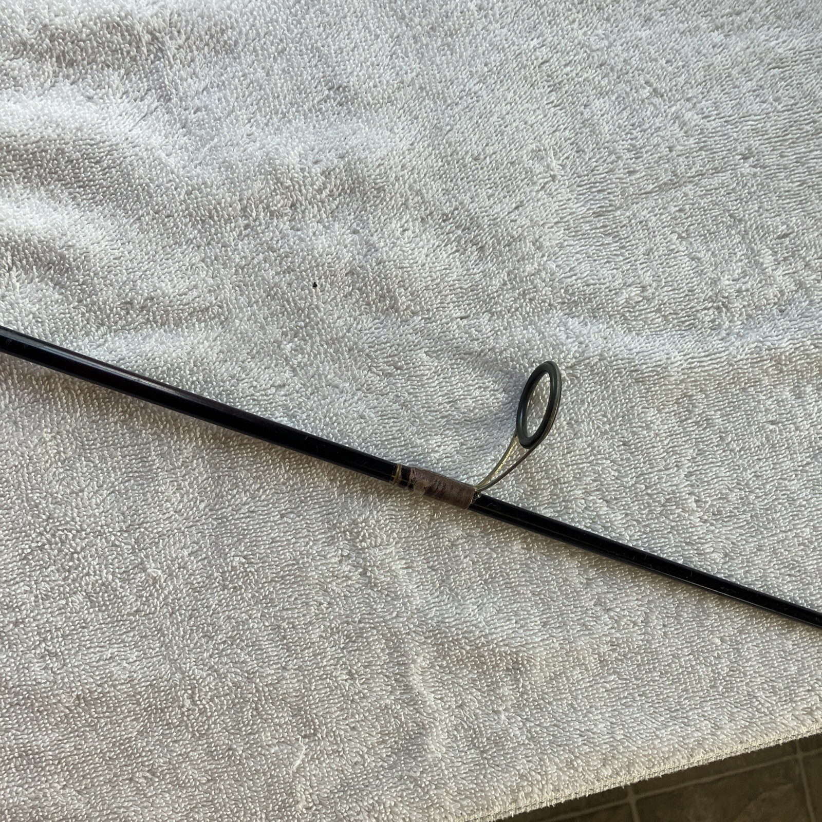 Bass Pro Shops BB58ms 1-Piece IM6 Graphite Medium Bass Action Casting Rod 5’8”