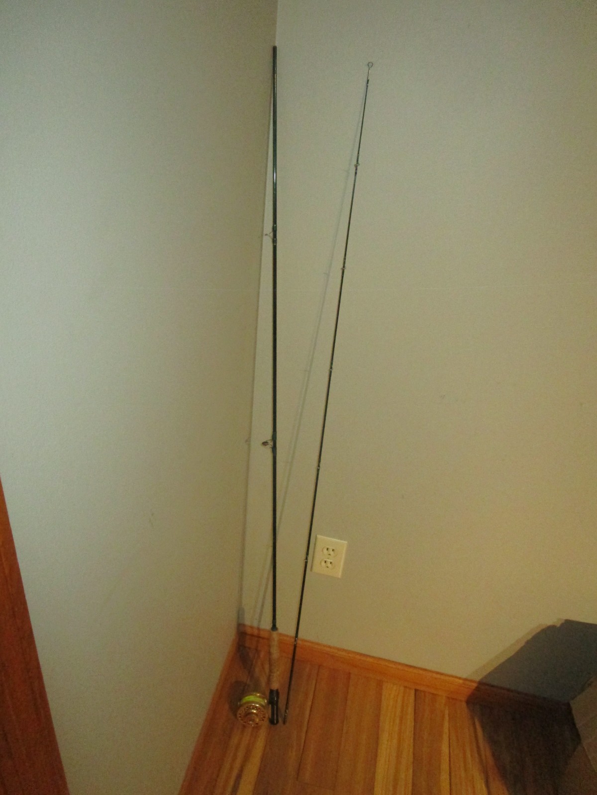 Cahill Crystal River Cahill 8.5 ft 99% Graphite Fly Fishing Rod CH-685 + REEL#BR