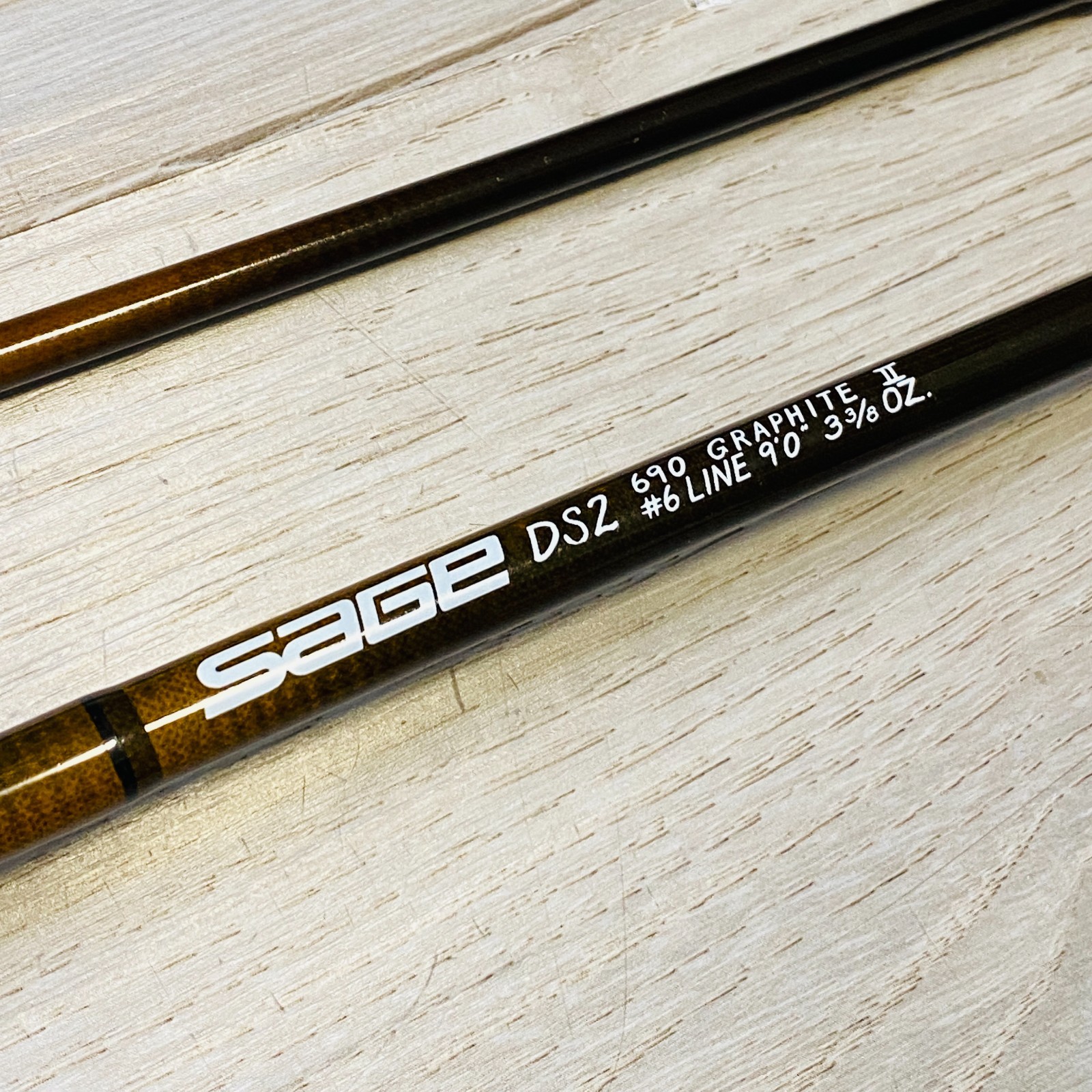 SAGE Graphite II DS2 690 6WT 9’0″ Fly fishing rod w/Tube
