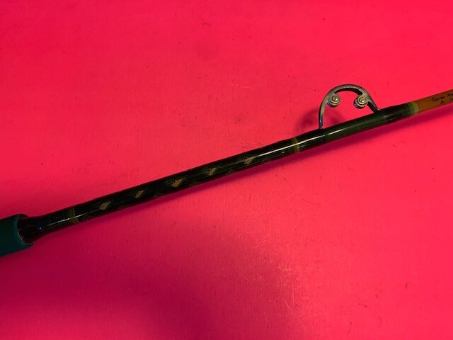 CUSTOM BUILT SABRE 6 FOOT 11 INCH 30 TO 80 POUND RATED BOAT TROLLING FISHING ROD