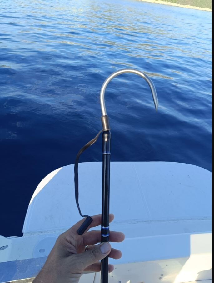 48 inch Gaff Fiberglass Tuna Mahi Wahoo Fishing, Foam Handle, Stainless Hook 4′