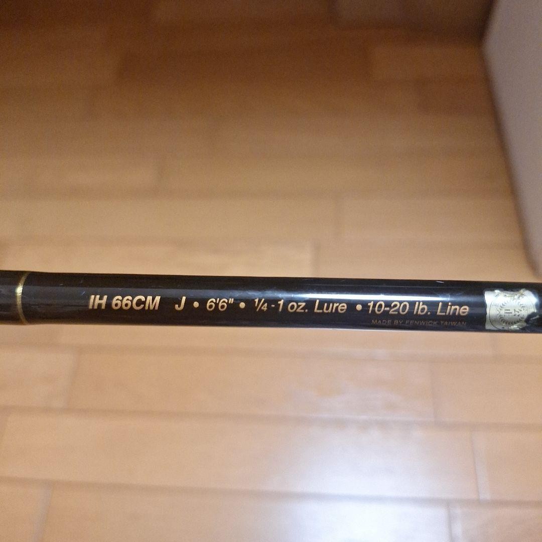 Iron Hawk IM7 Bass Rod 6’6″ 10-20lb line, cork grip, used