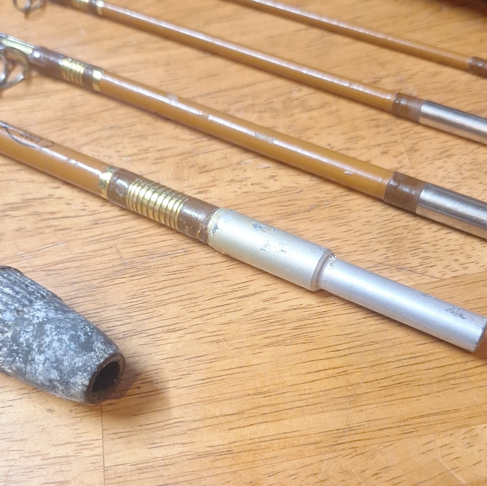 Vintage True Temper Traveller 200T Casting Rod 6′ 4pc Medium Mod 10lb 1/2oz Case