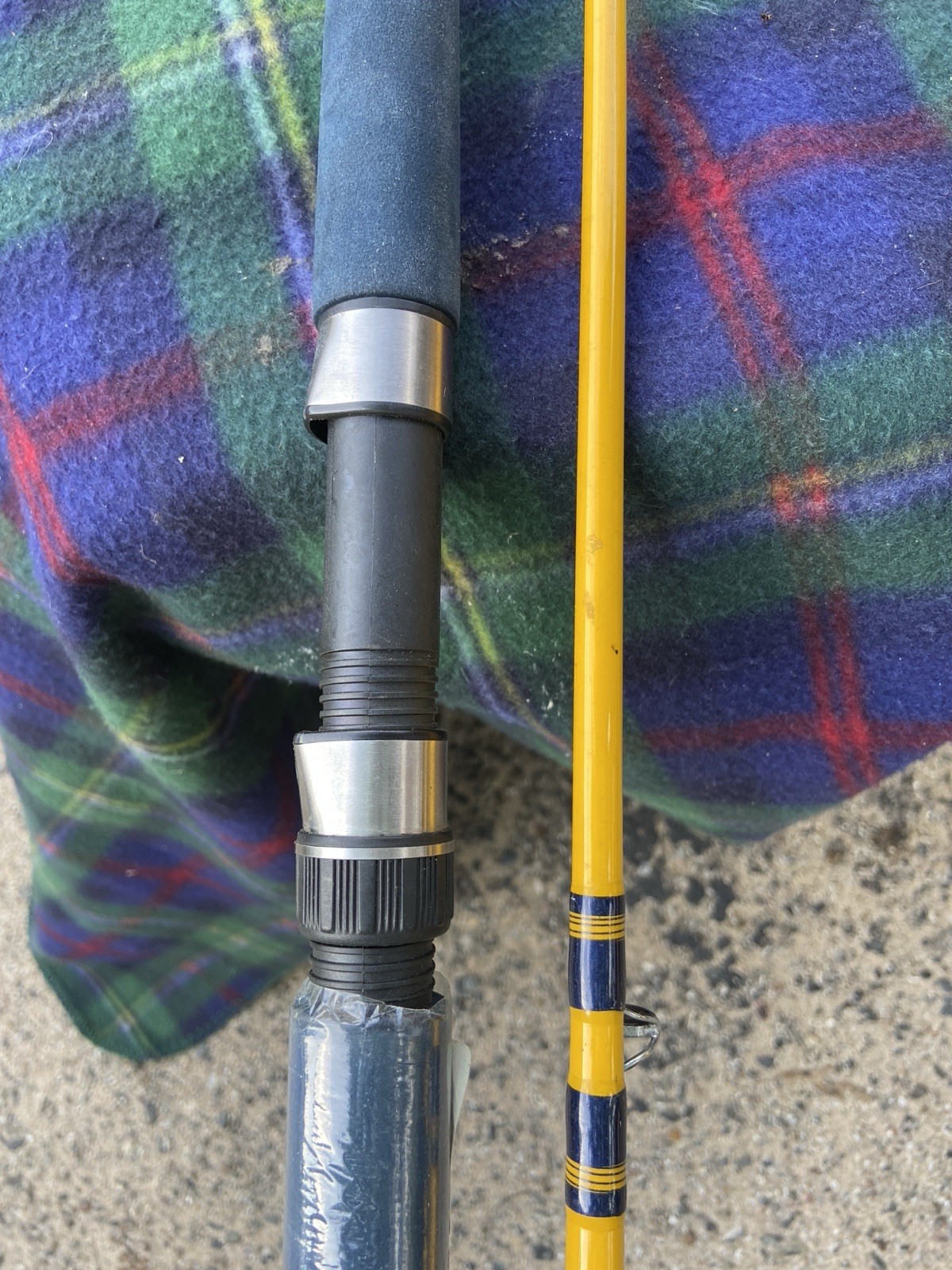 PAIR OF TRAVERSE BAY TACKLE 8’6″ TROLLING DOWNRIGGER SLAMMER RODS