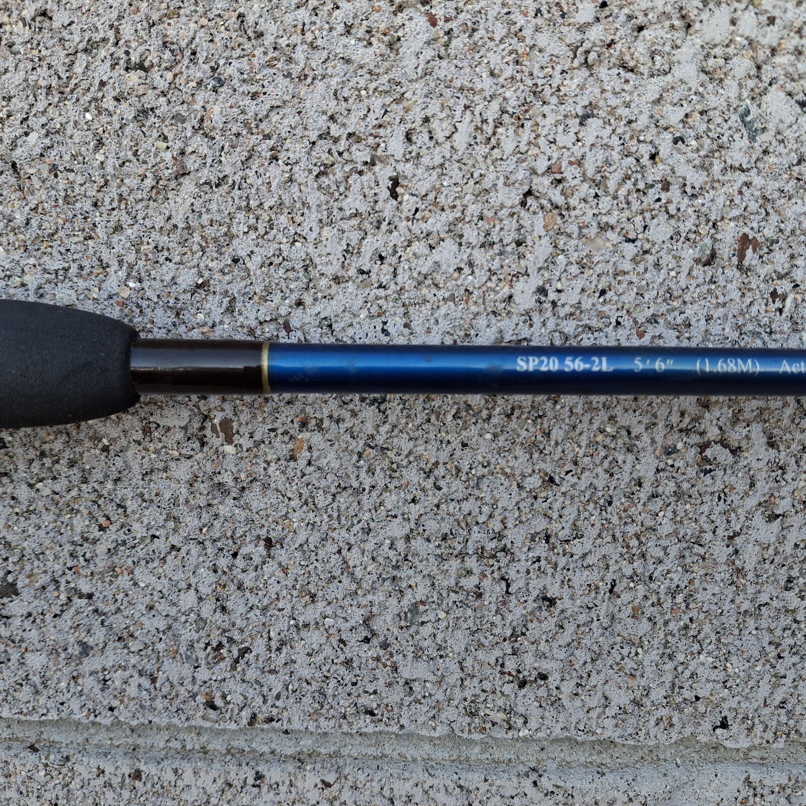 Shakespeare Spectrum Spinning Rod Blue 4-6 Lb Line Light Action 5′-6″ SP20 56-2L