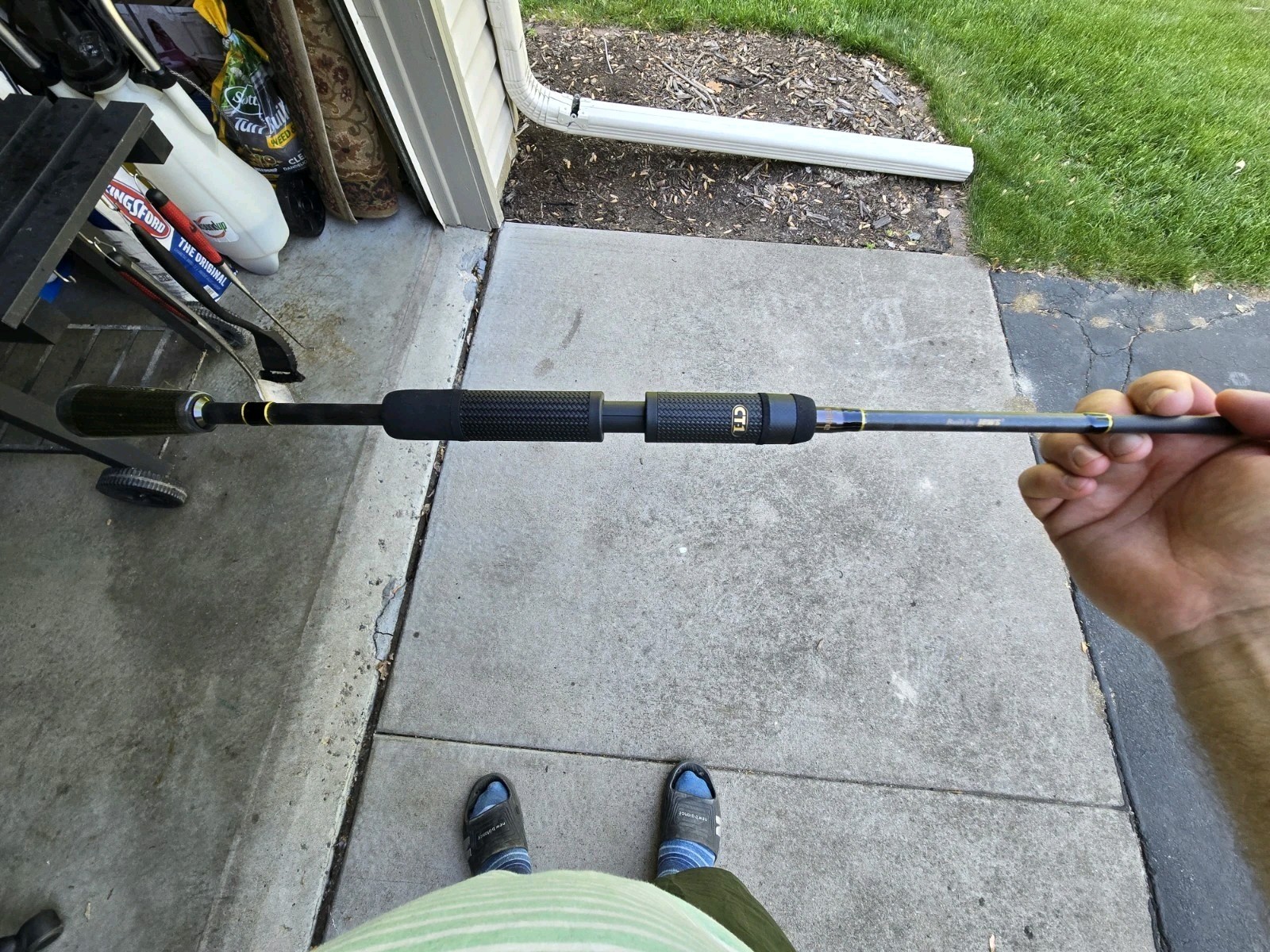 Team Lew’s Elite Series Spinning Rod: 6’9″ Medium Light Fast (NEW with tags)