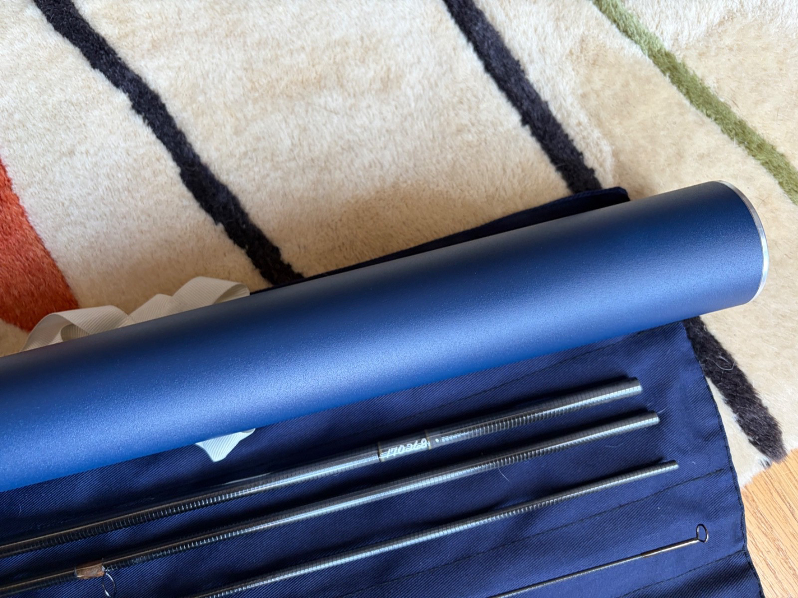 Thomas and Thomas Contact II 1086-4 10 ft 8 in 6wt 4 piece Euro Rod NEW
