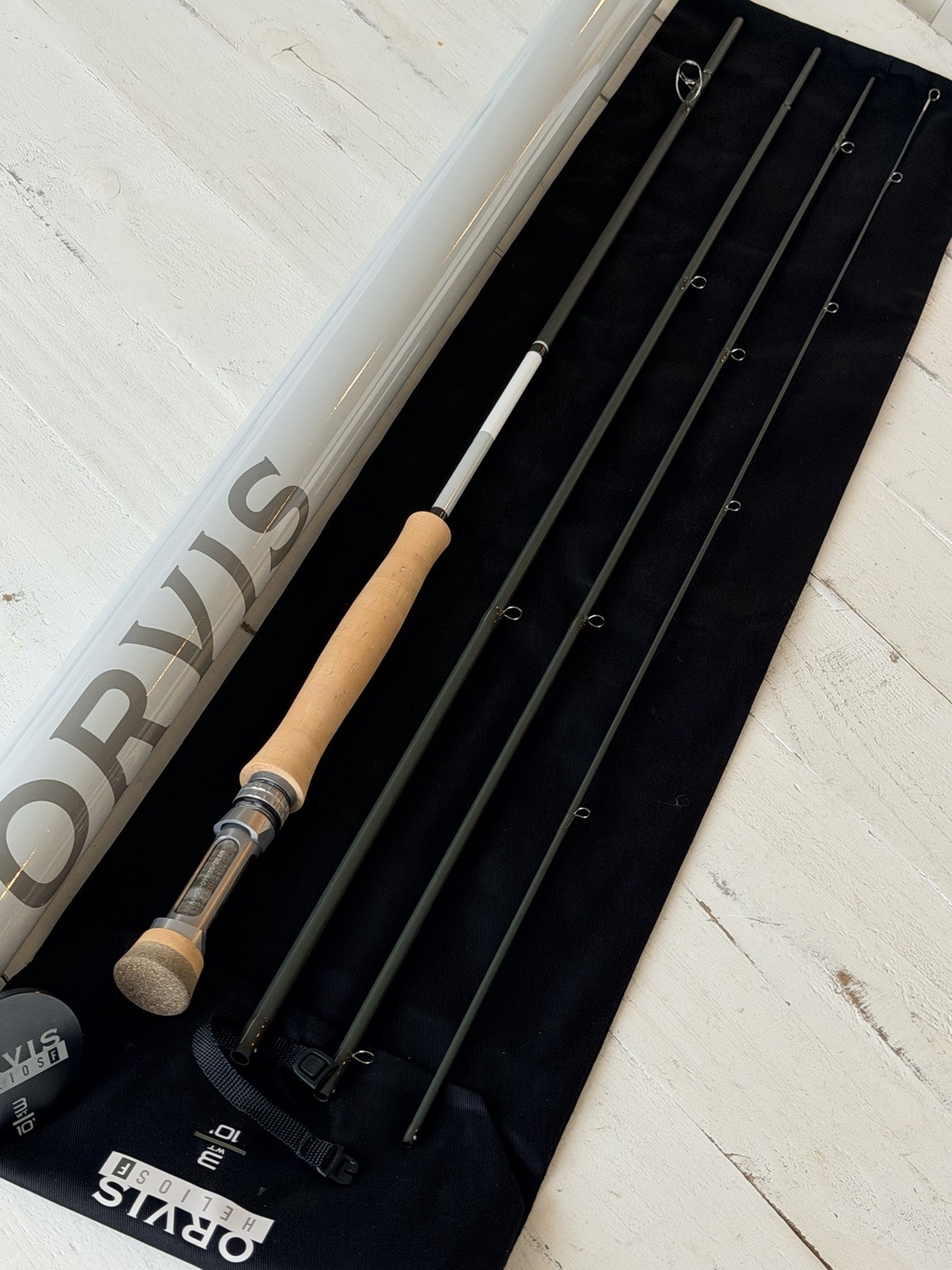 **BEAUTIFUL** 🔥 ORVIS HELIOS-4F. 3wt. 10’ft Flyrod!!🔥 ~NEW 2024~🔥