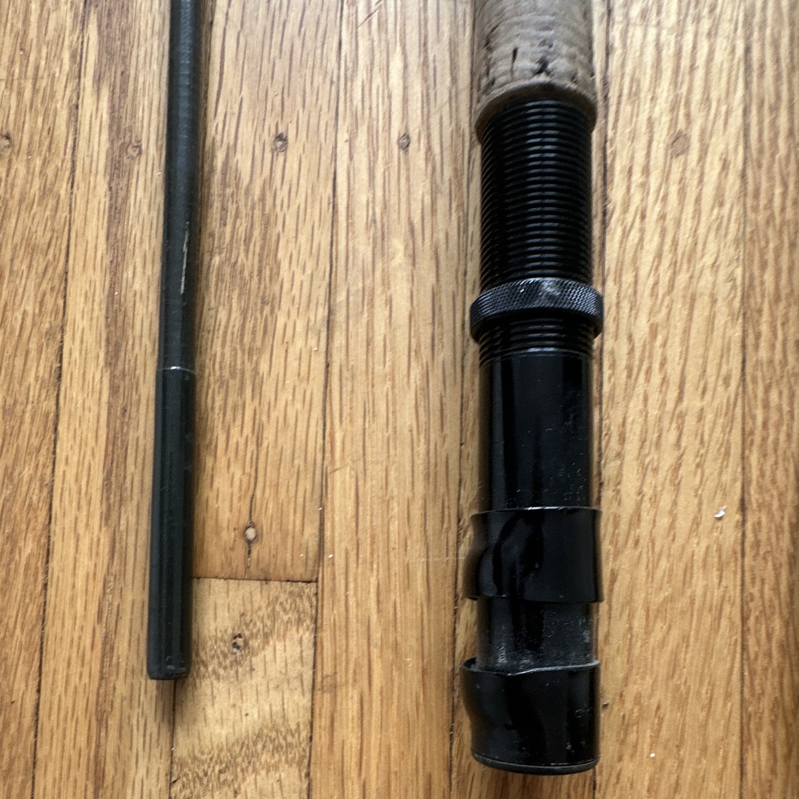 Lamiglas Series 500 G586 8’6″ 6wt 2pc Graphite Fly Rod Cork Handle Sock