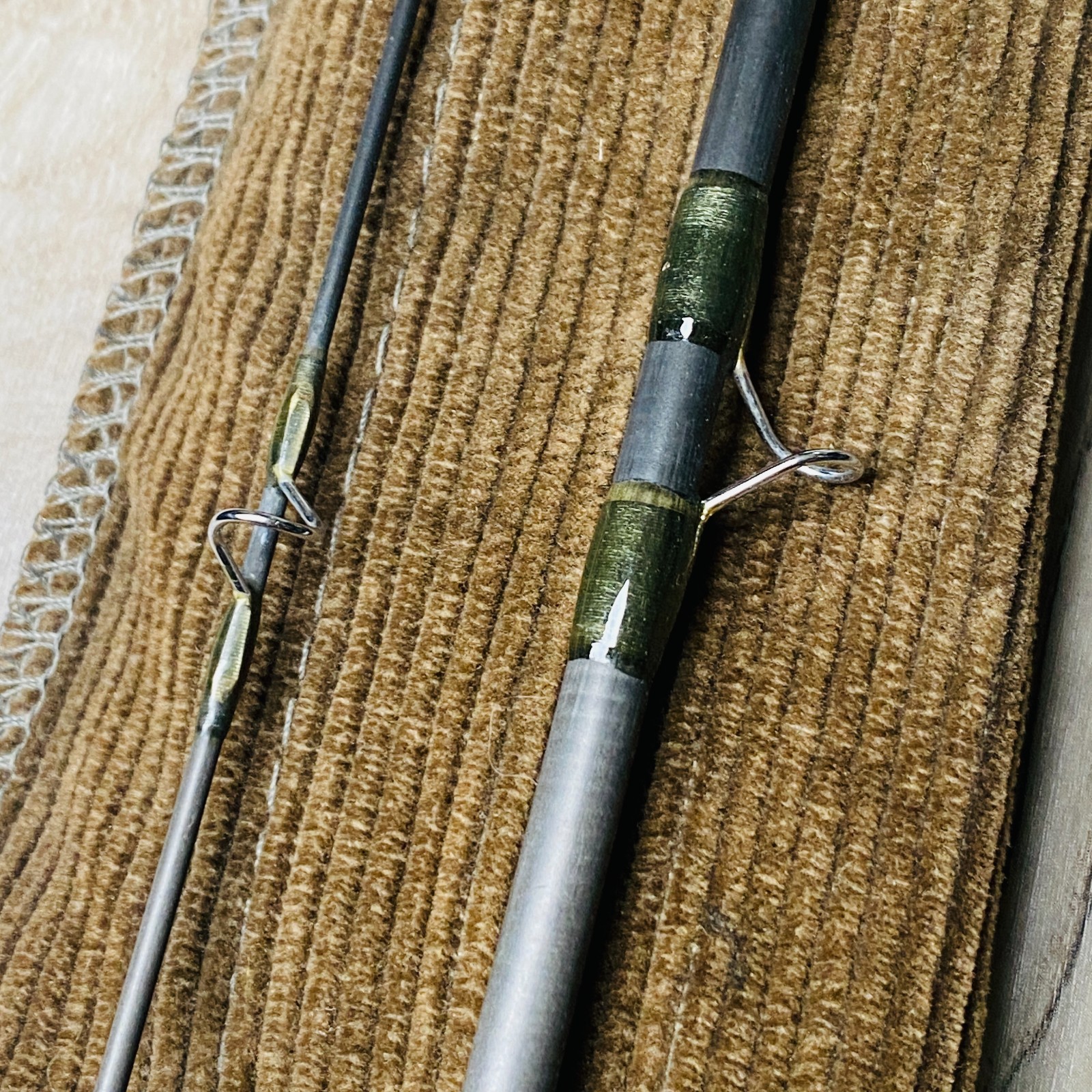 [Excellent] G. Loomis IMX FR1085 9’0″ 5wt Fly Rod w/tube case