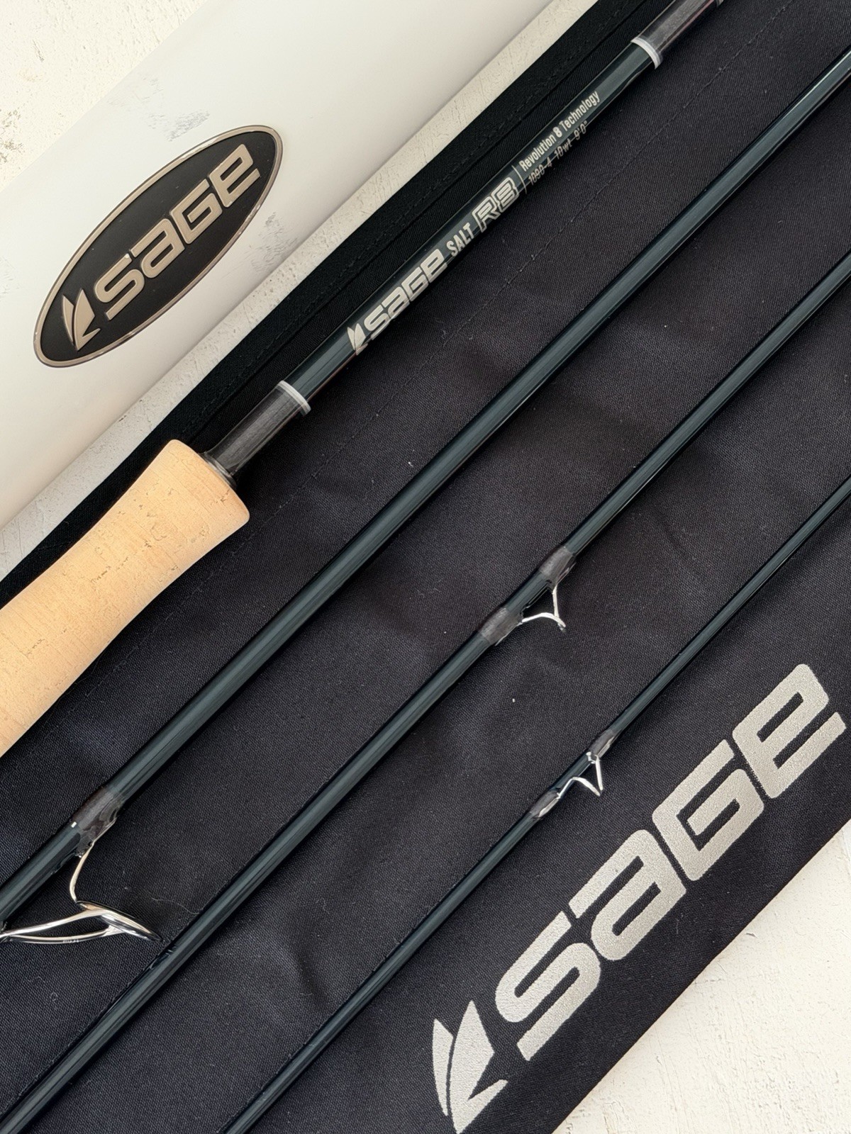 **BEAUTIFUL** 🔥 SAGE R8 SALT 10wt. 9’ft~4Pc FlyRod!! 🔥~LEGENDARY~🔥