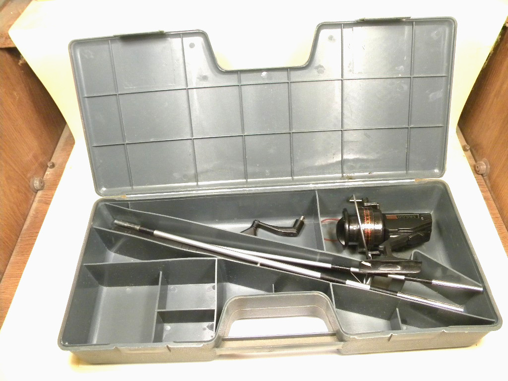 Vintage Sailor 4 section 5′ spinning rod & reel combo