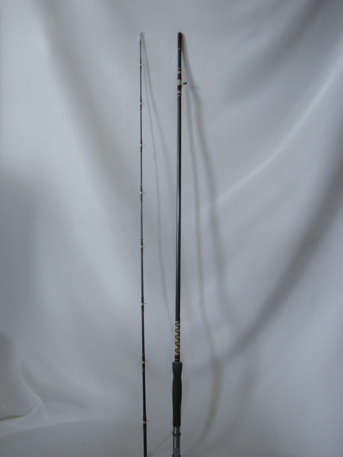 Reliance 7334 Fly Rod 7.5 Ft 6 Lb Line Test Black 2pc Foam Grip Freshwater