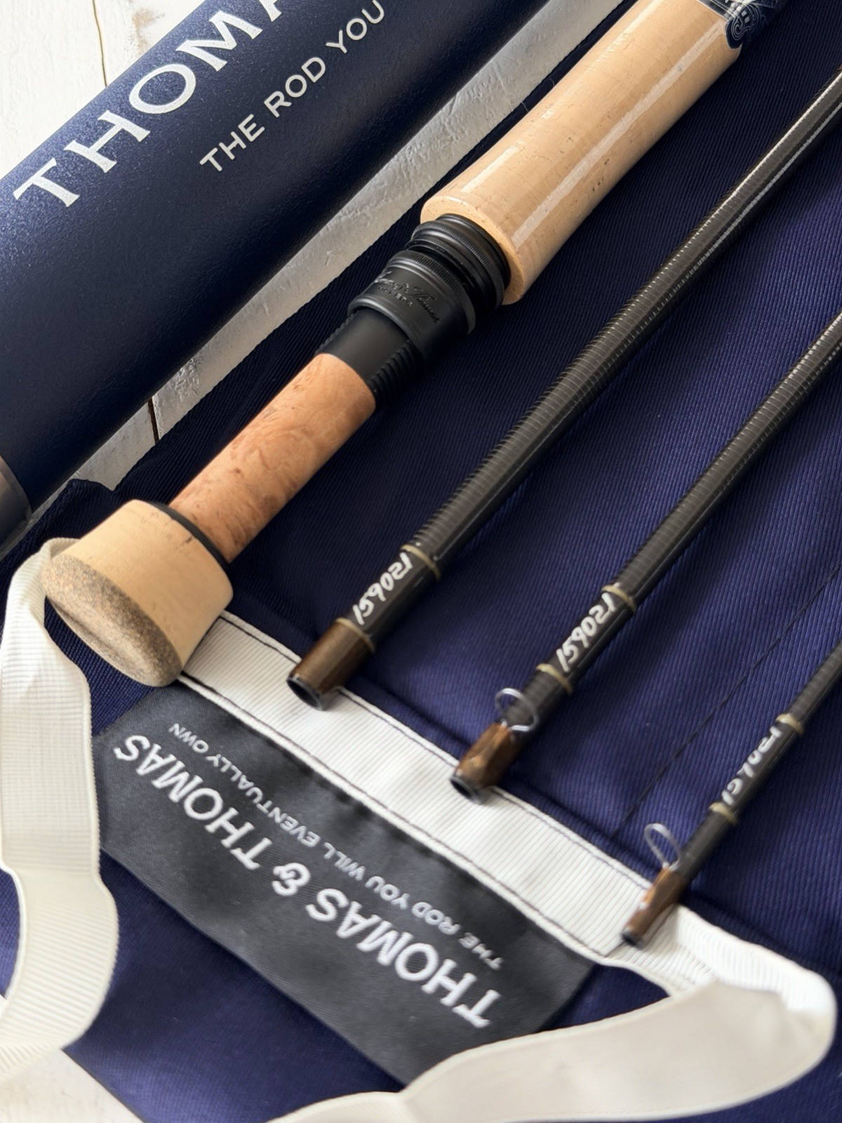 ** BEAUTIFUL**🔥 Thomas & Thomas CONTACT II 4wt 10’9”in~4pc Fly Rod!!🔥~NEW~🔥
