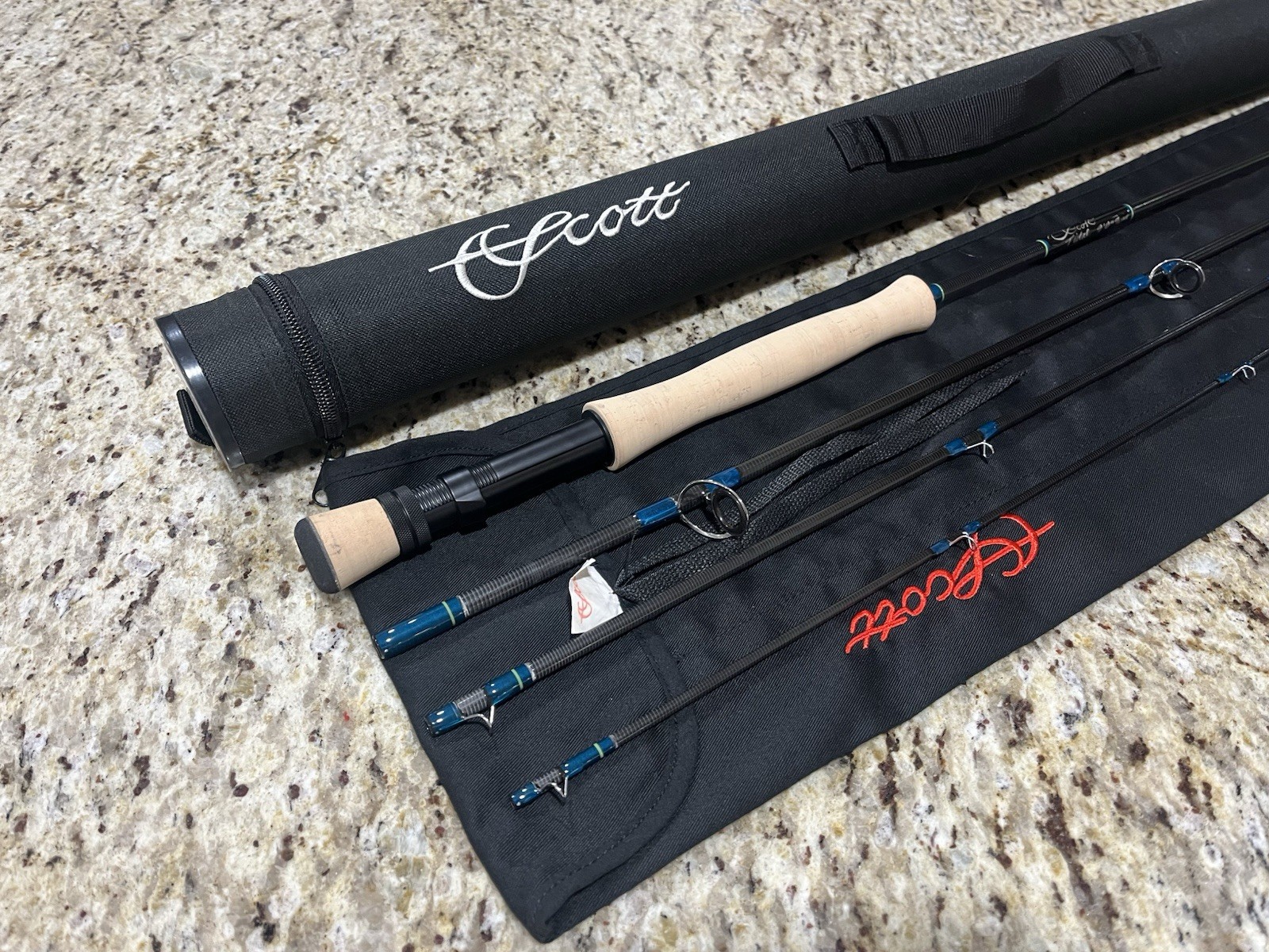 Scott Tidal 9′ 7wt Fly Fishing Rod w/ Tube and Sock