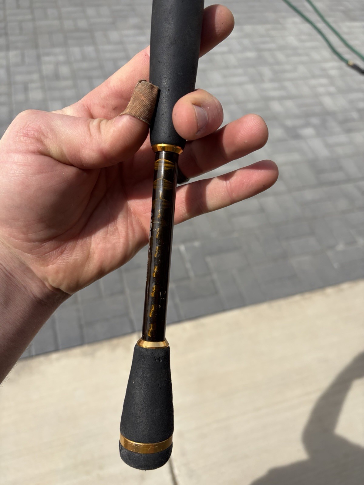 Daiwa AIRD X 701 MHFB Casting Rod. Nice