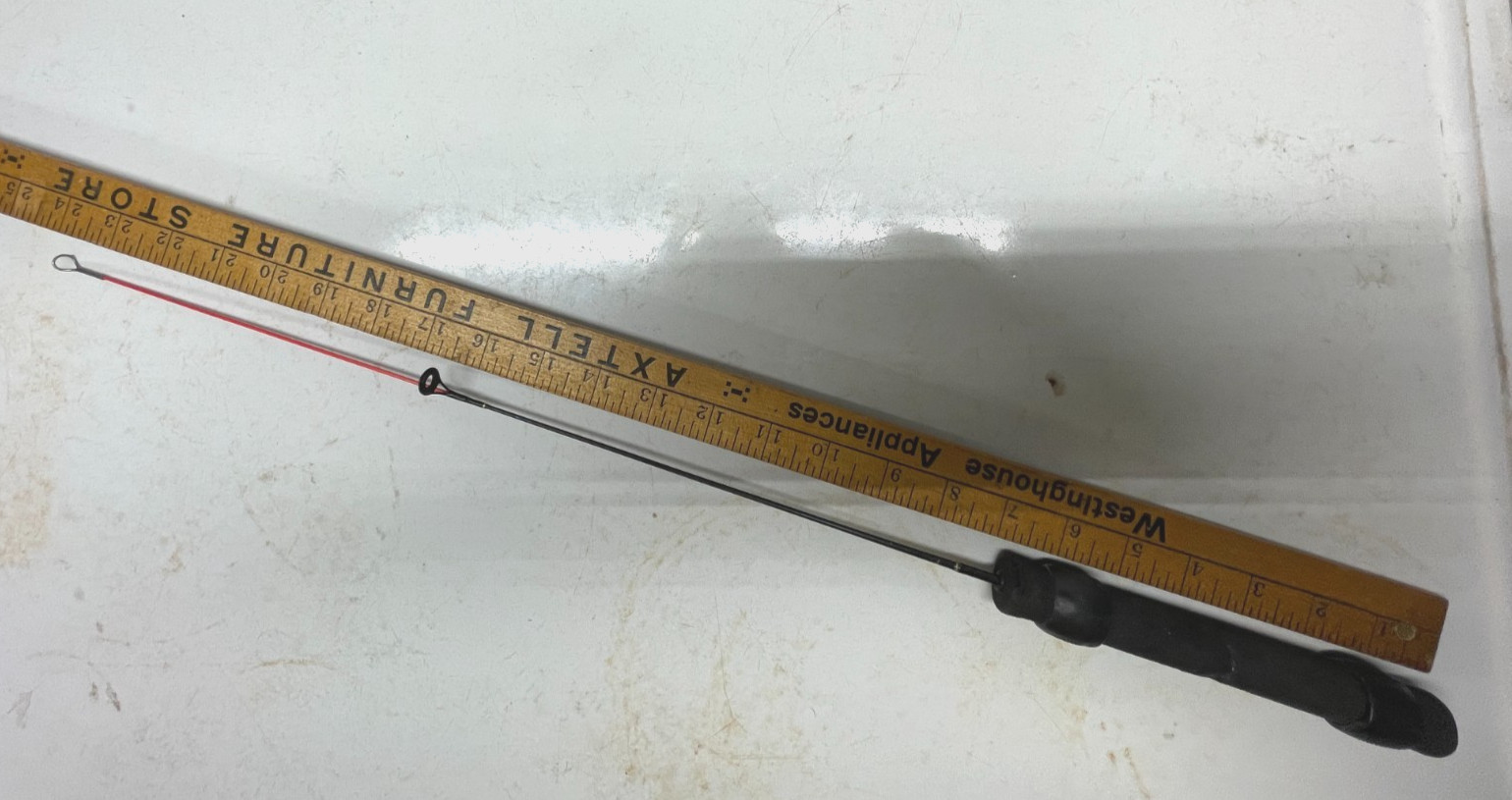 South Bend “Mini Mite” M-701 24″ Ultra-lite Graphite Ice Fishing Rod 24 Inch