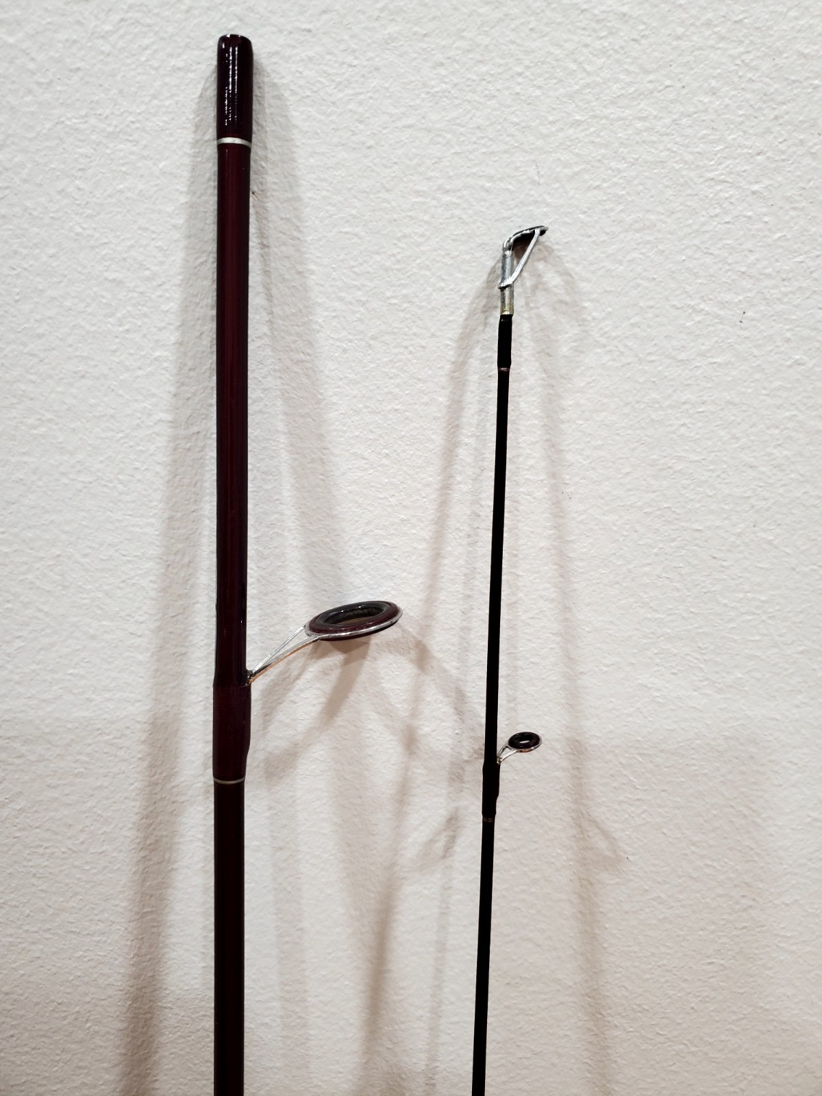 Vintage JOHNSON Trigger Fish Integrated Fishing System 2-Parts Fishing Rod. 5’6″