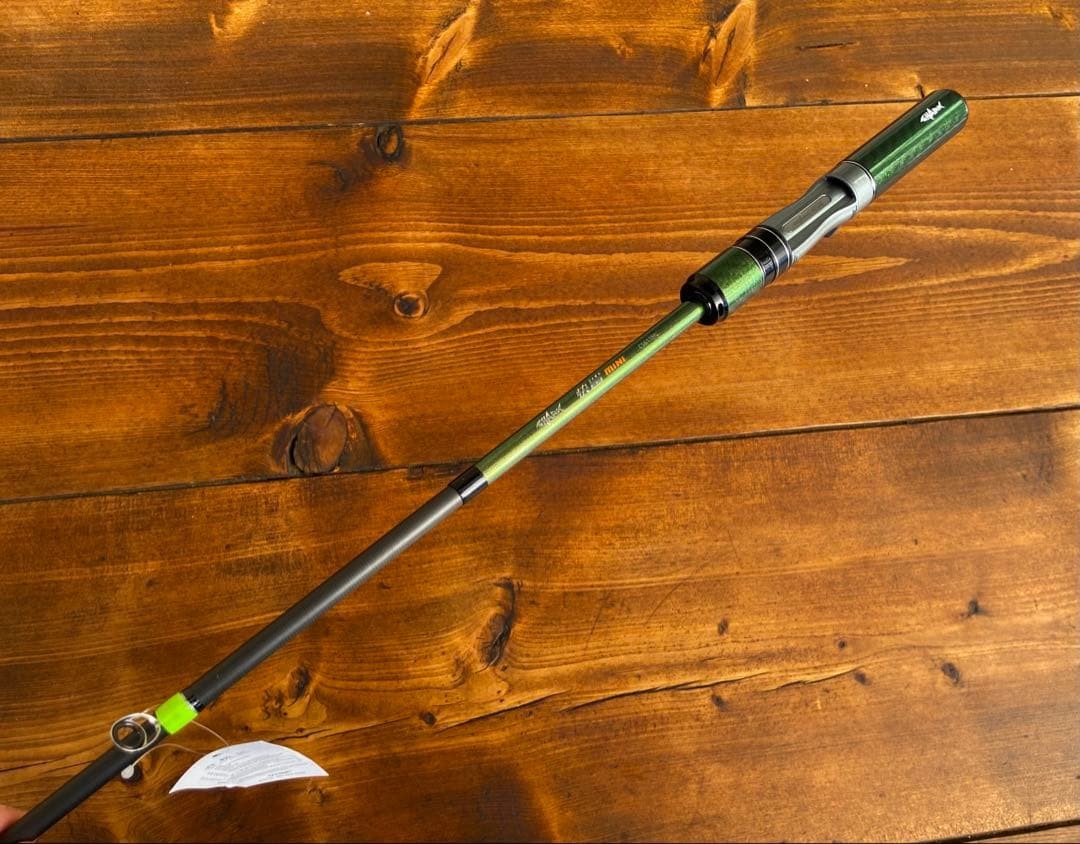 Trout Fishing Rod 5’6″ Baitcasting Carbon Telescopic Light Mobile Compact