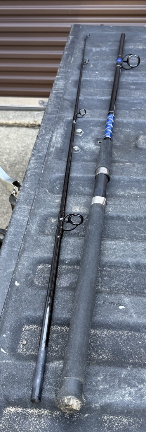 Shakespeare TIDEWATER TWSF1530S80 8′ 0″ Medium Heavy Action 2-Piece Spinning Rod